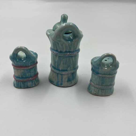 Vintage Barrels Salt Pepper & Vinegar Shaker Set Dispensers 4 Pieces Japan Made - Picture 6 of 9